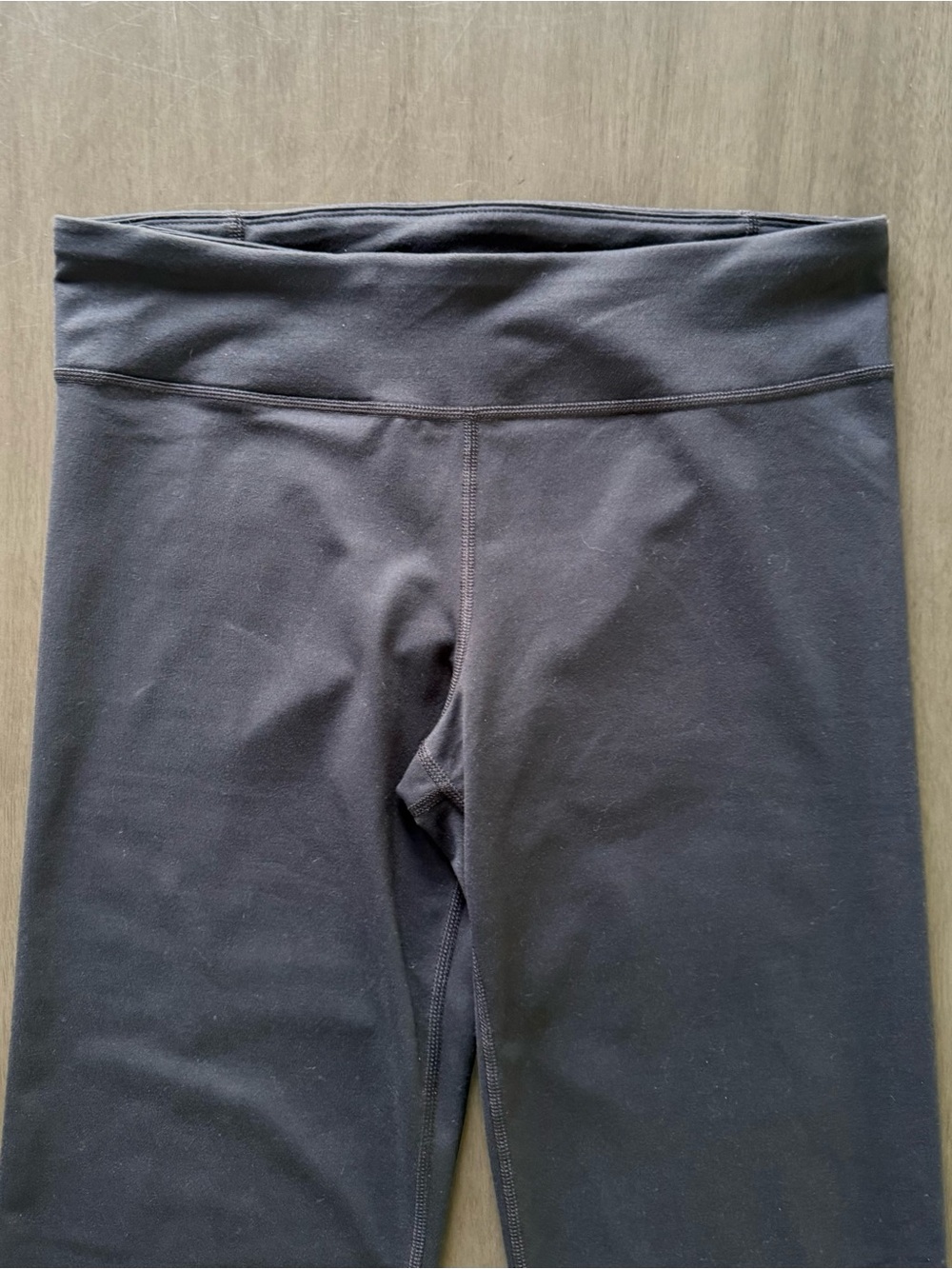 Under Armour Boot Cut Leggings Women’s Size Medium Compression Black - Picture 4 of 7